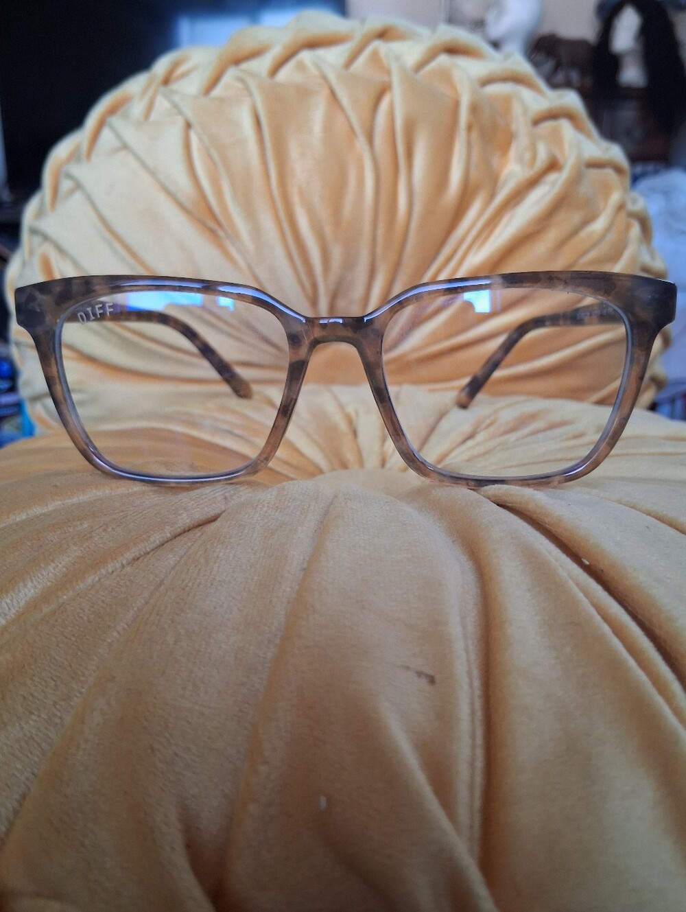 DIFF Sunglasses Clear